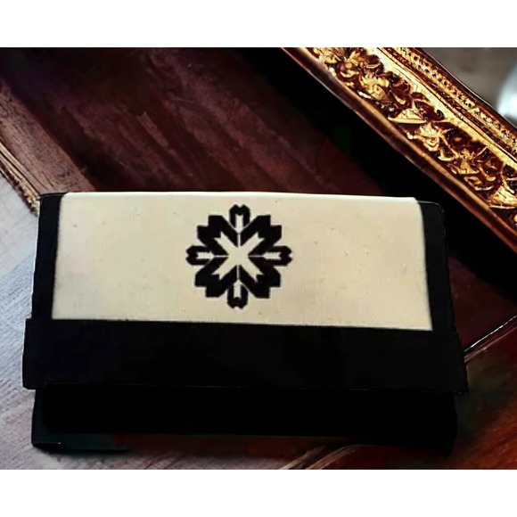 QBS Designs Handbags - QBS Designs Clutch Fold Over Ivory Navy Embroidered Snowflake Medallion Linen